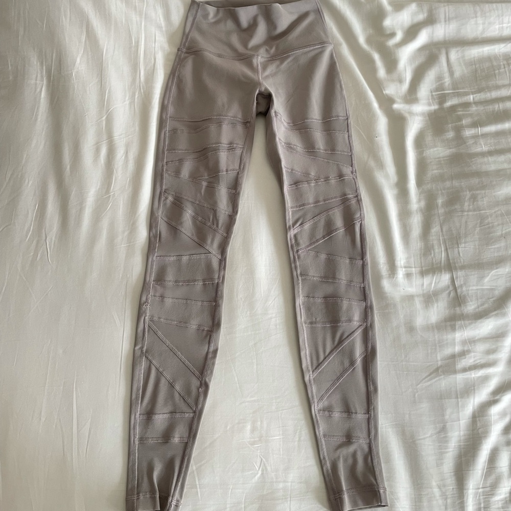 Lululemon wonder under leggings
